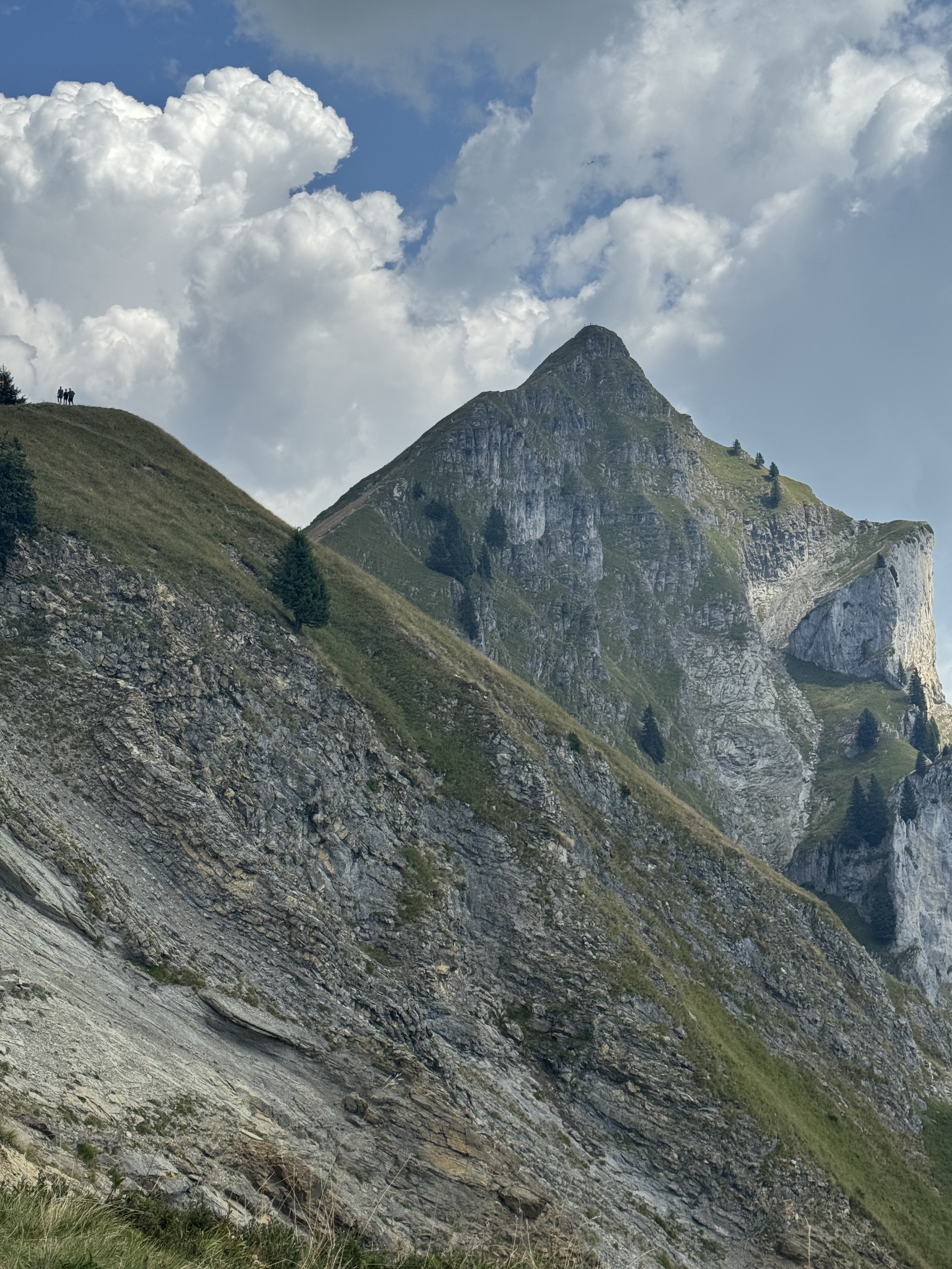 El Augstmatthorn desde la ruta