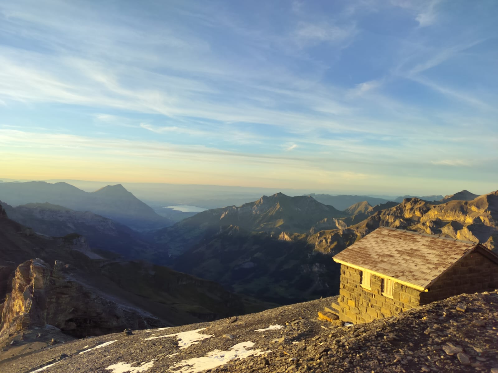 Amanecer desde el refugio